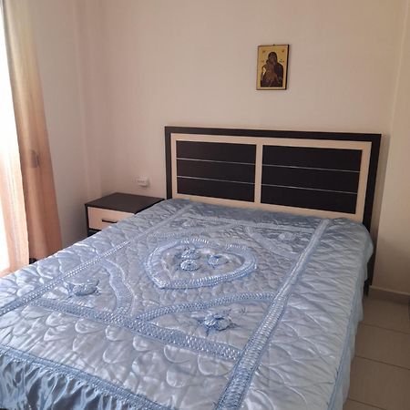 Christina Apartment Νεα Περαμοσ Nea Peramos  Exterior photo