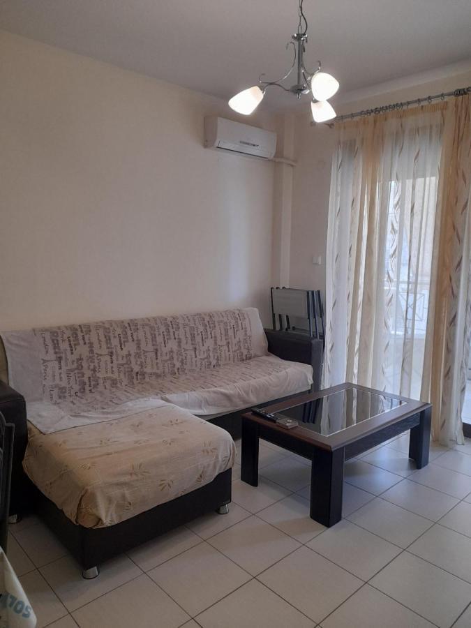 Christina Apartment Νεα Περαμοσ Nea Peramos  Exterior photo